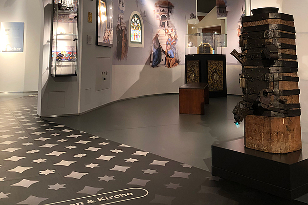 bedruckter Bodenbelag in Ausstellungen oder Museen.