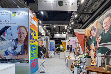 Auch auf der KarriereStart 2026. Messestand - Sächsische Staatsministerium für Kultus.