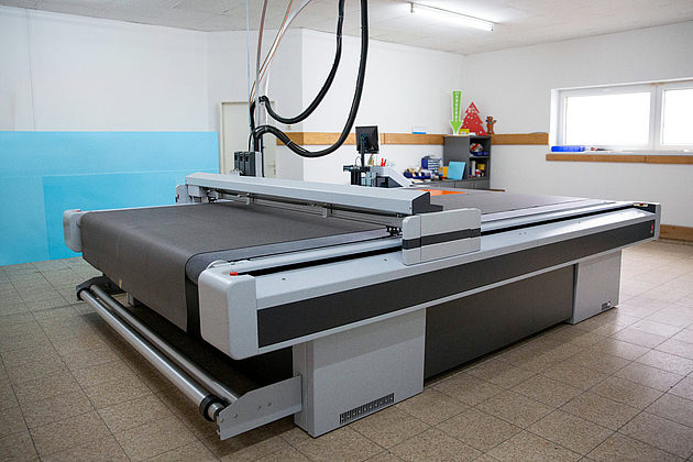 ZÜND Schneideplotter. Schneiden, Plotten, Fräsen in Perfektion.