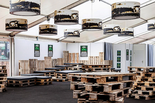 XXL OlaLampe als Event- / Festivalbeleuchtung.